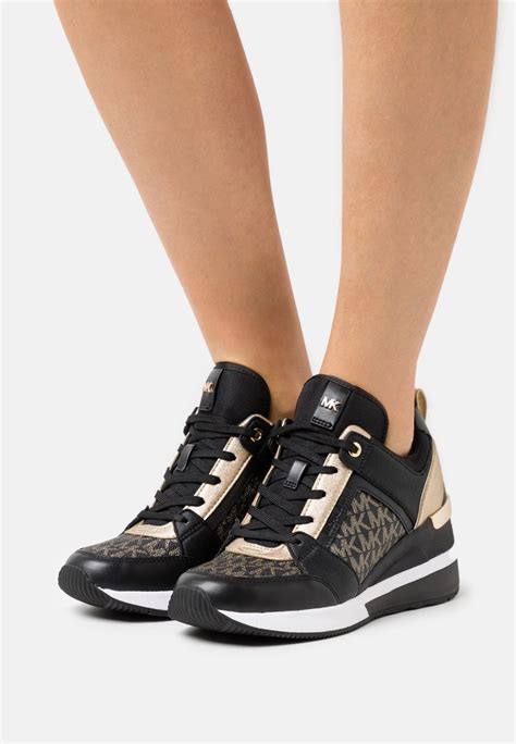 michael kors georgie trainer